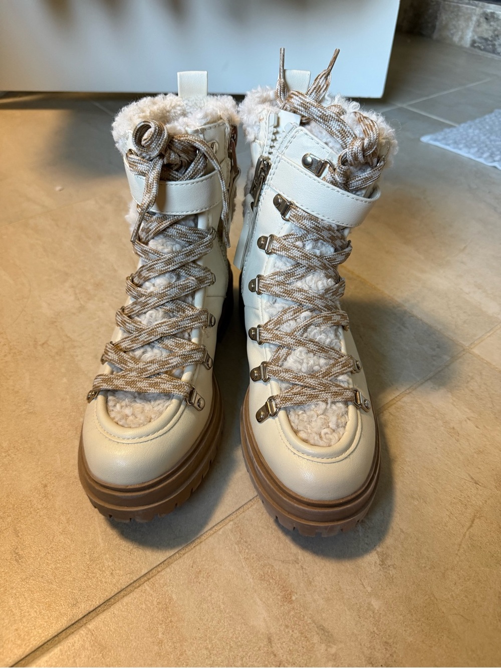Circus by Sam Edelman Cream Lace-Up Sherpa Hiker Boots